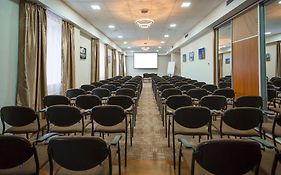 Abri Hotel